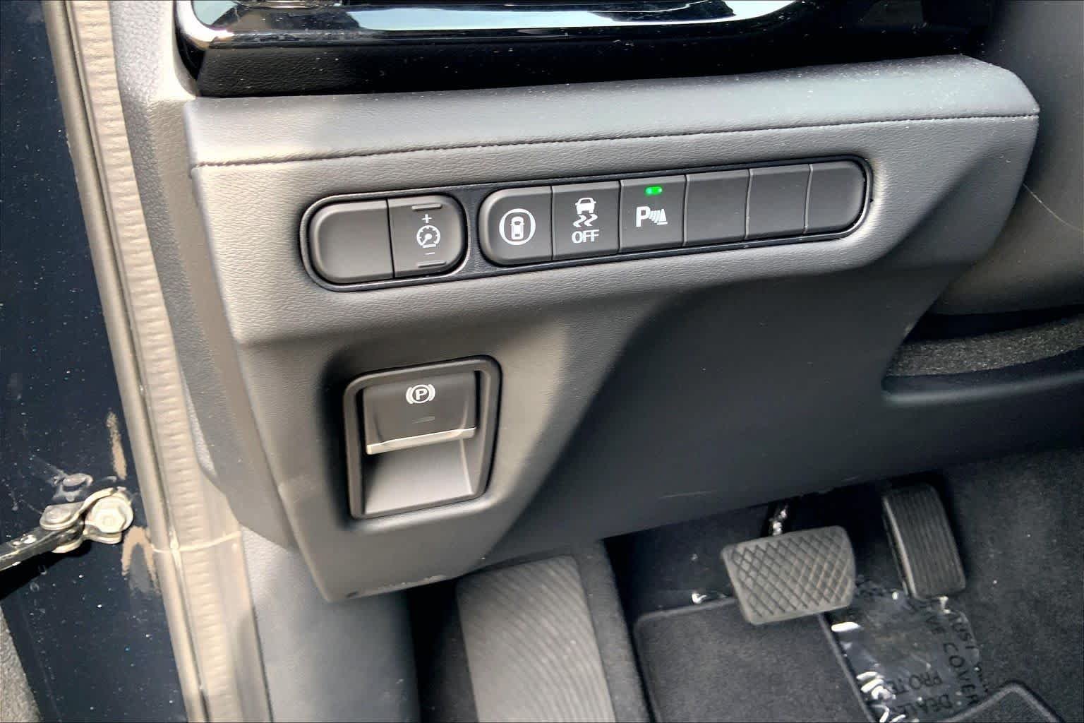 Used 2026 Majestic Black Pearl Acura w/Technology Package image 36