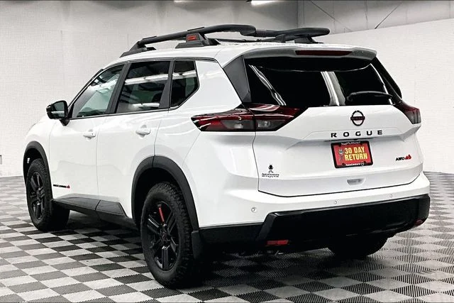 New 2026 Everest White Pearl Tricoat Nissan Rock Creek image 3