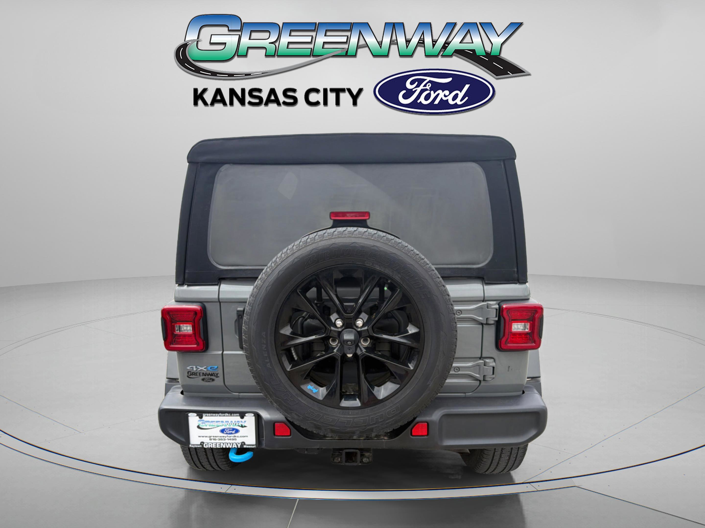 Used 2023 Sting Gray Clearcoat Jeep Sahara image 7