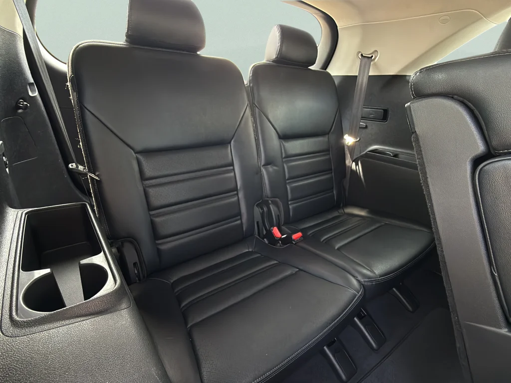 Used 2020 Gravity Gray Kia EX image 33