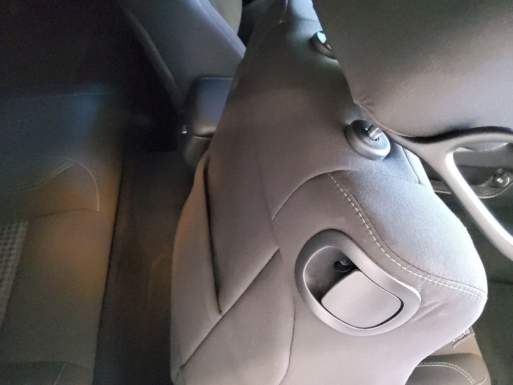 Used 2022 Purple Dodge SXT image 24