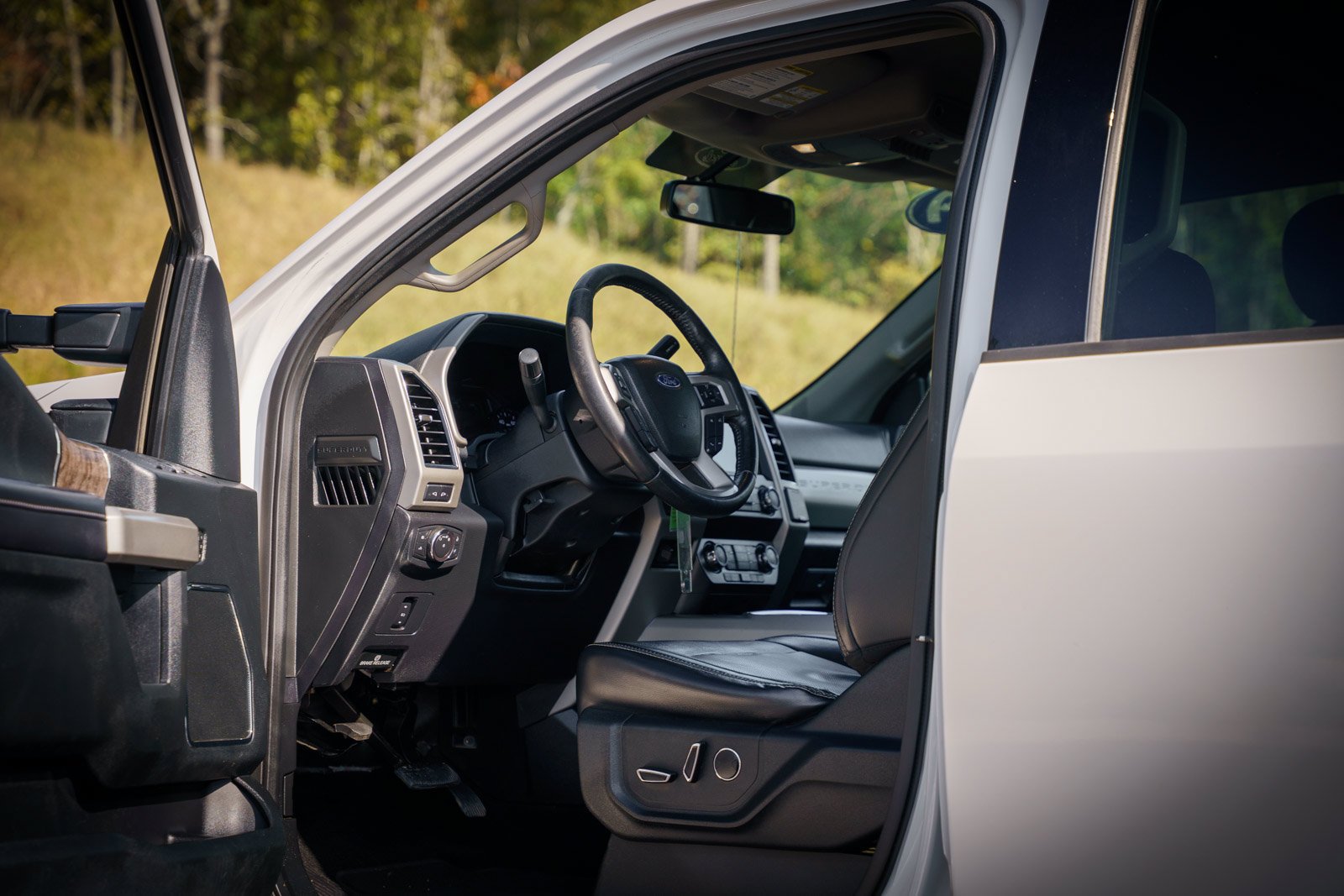 Certified Used 2019 White Ford Lariat image 26