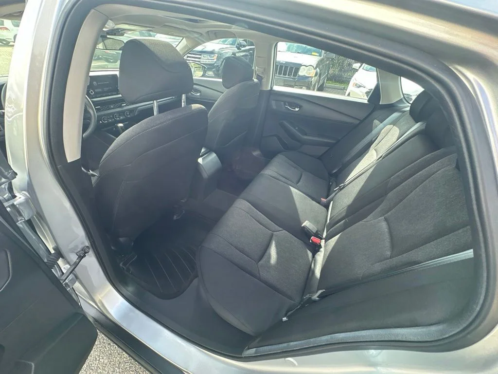 Used 2024  Honda EX image 22