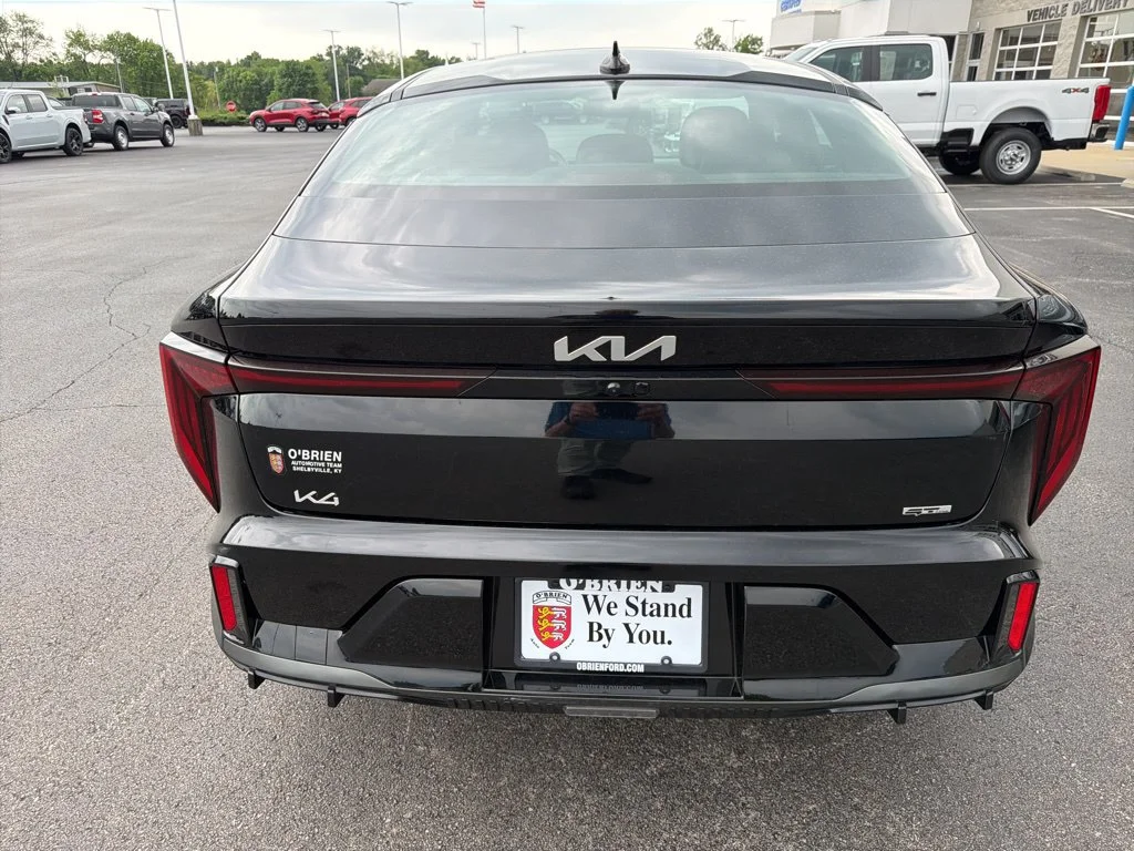 Used 2025 Aurora Black Kia GT-Line image 4