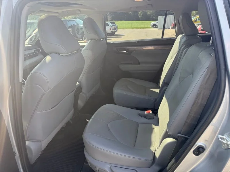 Used 2020 Silver Toyota Limited image 7