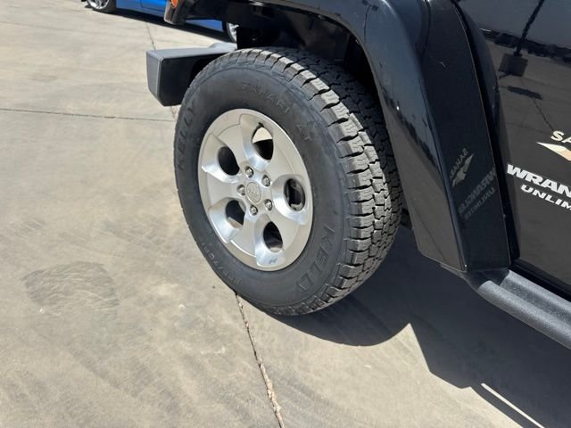 2015 Jeep Wrangler Unlimited Sahara - Photo 8