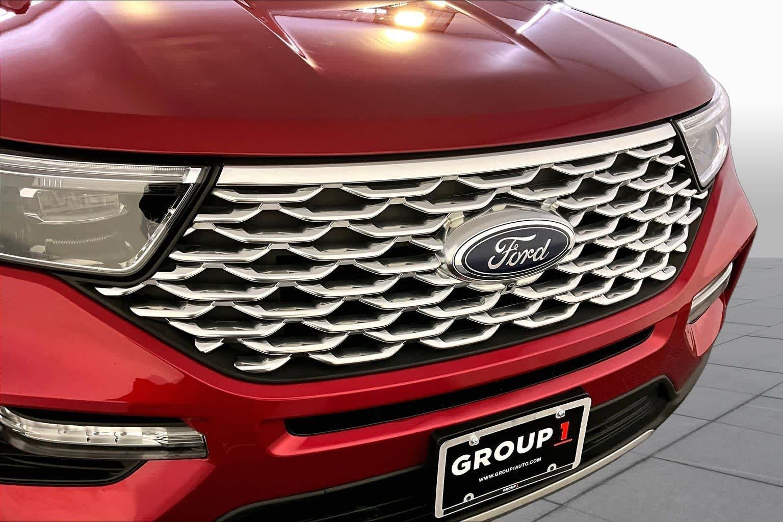 Used 2021 Rapid Red Metallic Tinted Clearcoat Ford Platinum image 51