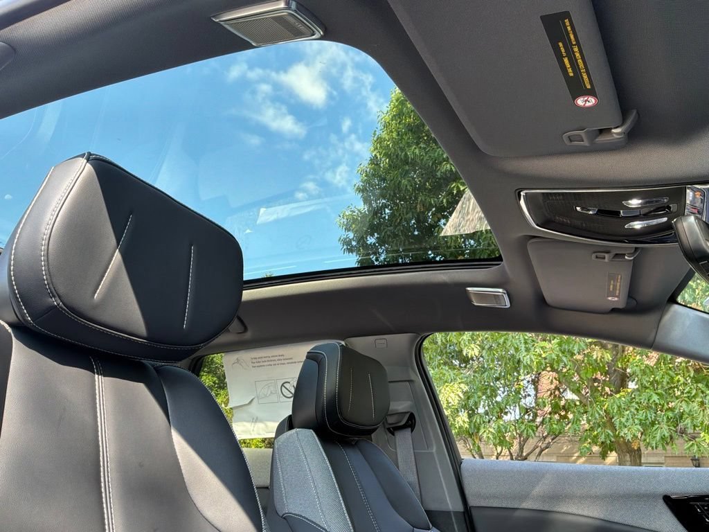 2027 Cadillac OPTIQ Luxury - Photo 39