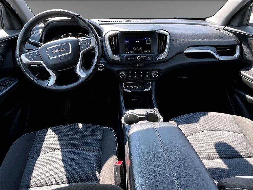 Used 2024 Summit White GMC SLE image 21
