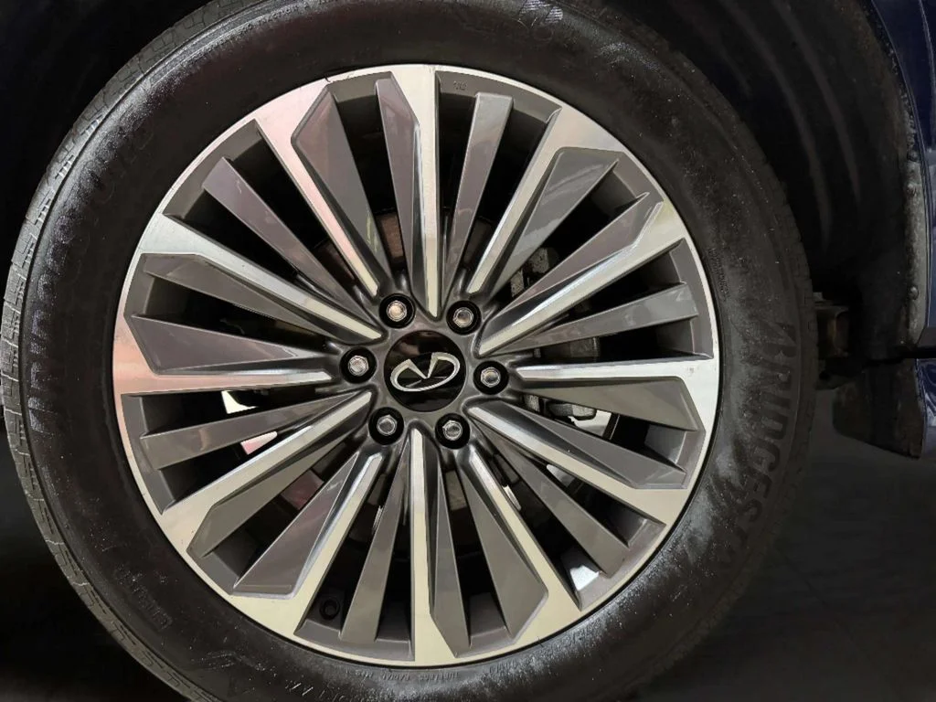 Used 2025 Grand Blue INFINITI SENSORY image 35
