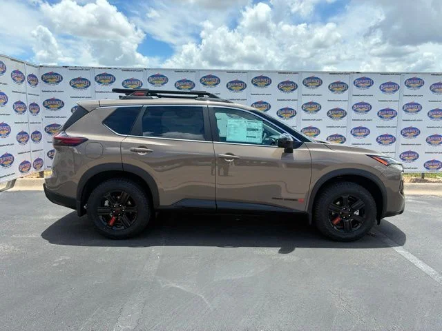 2026 Nissan Rogue Rock Creek®