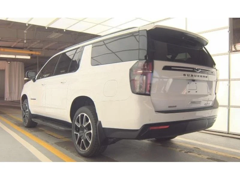 Used 2023 Summit White Chevrolet RST image 4