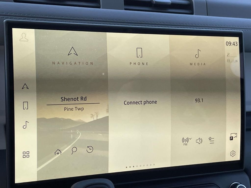 New 2026 Fuji White Land Rover S image 21