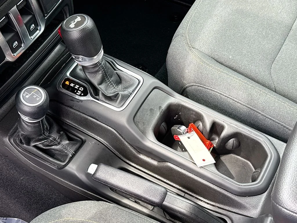 Used 2024 Black Clearcoat Jeep Sport S image 16