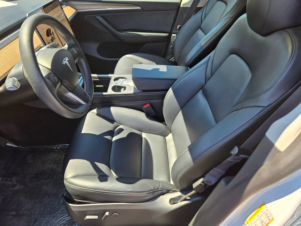 Used 2023 White Tesla Long Range image 9