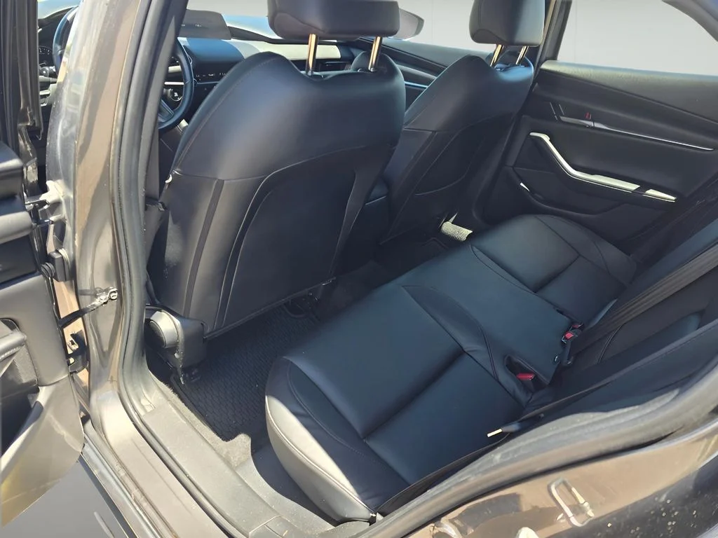 Used 2021 Machine Gray Metallic Mazda Select image 18