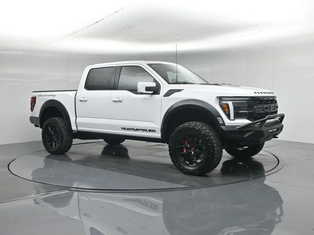 New 2026 Oxford White Ford Raptor image 29