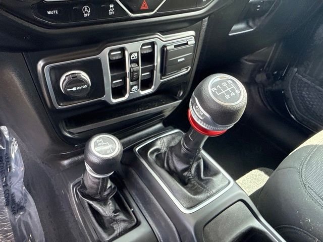 2023 Jeep Wrangler 4-Door Altitude - Photo 6