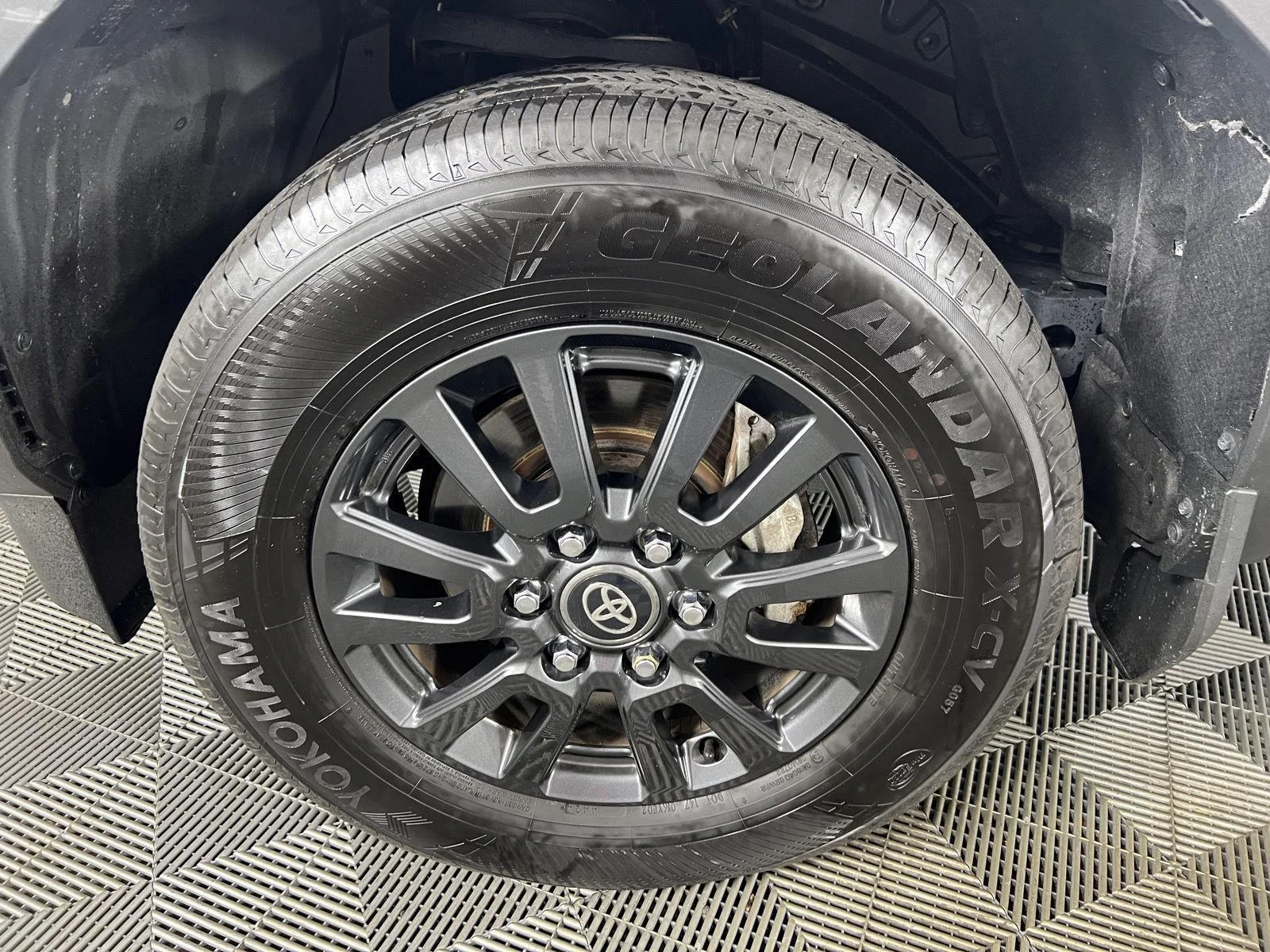 Used 2025 Ice Cap Toyota 1958 image 5