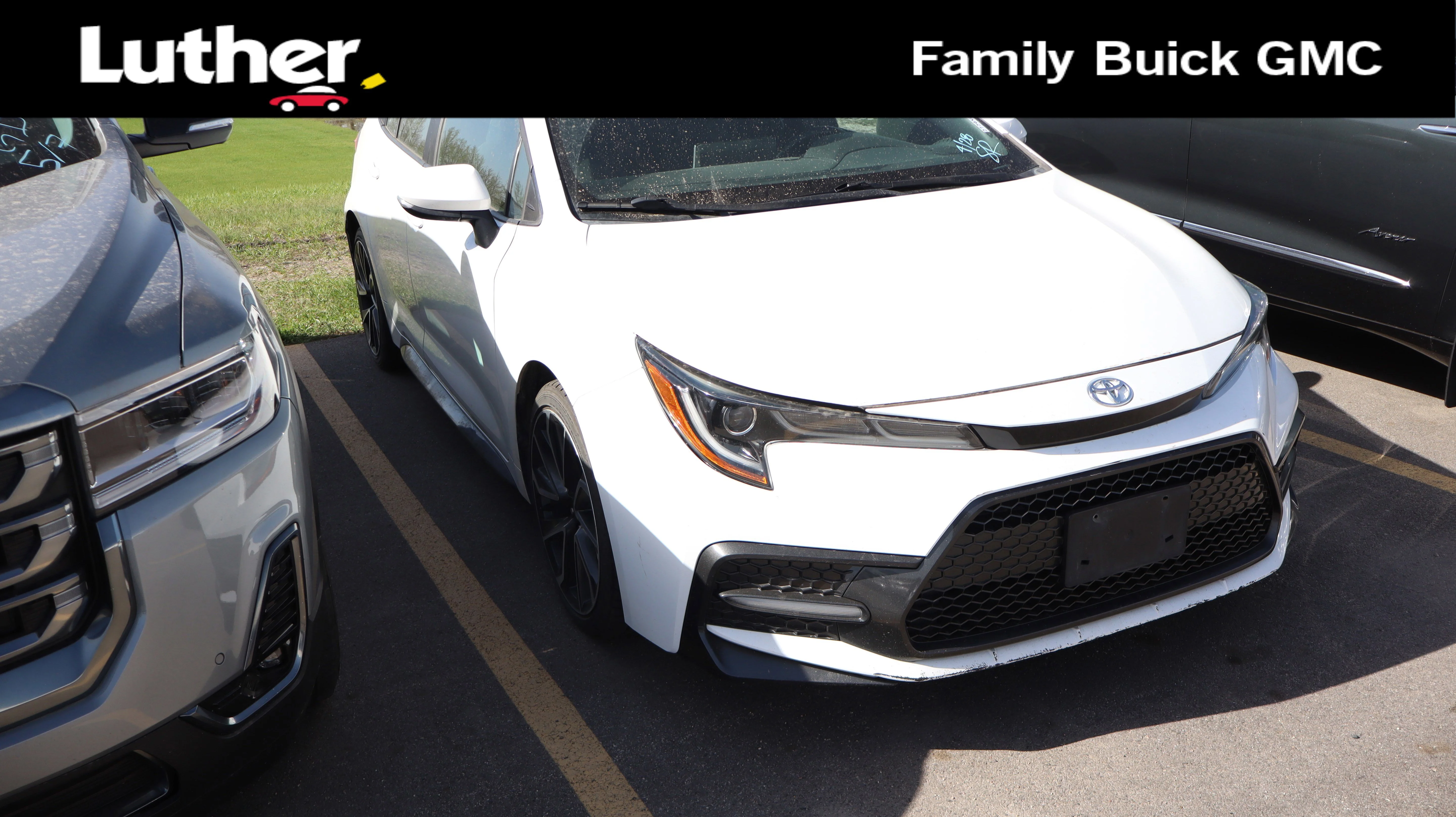2020 Toyota Corolla SE AT's photo