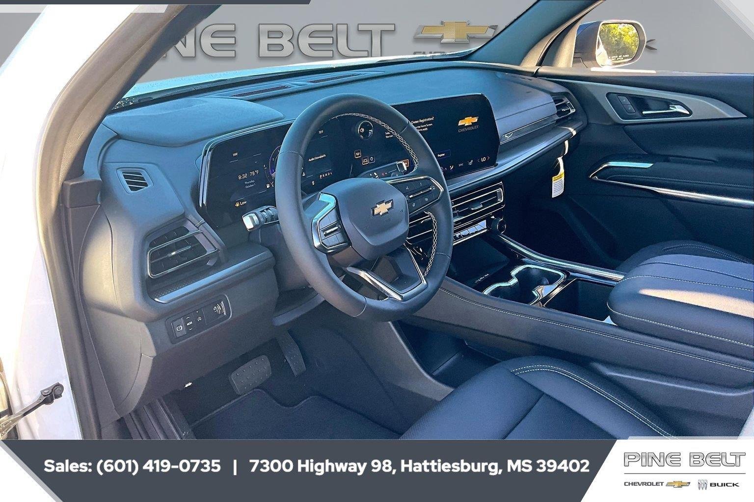 2027 Chevrolet Traverse LT - Photo 12
