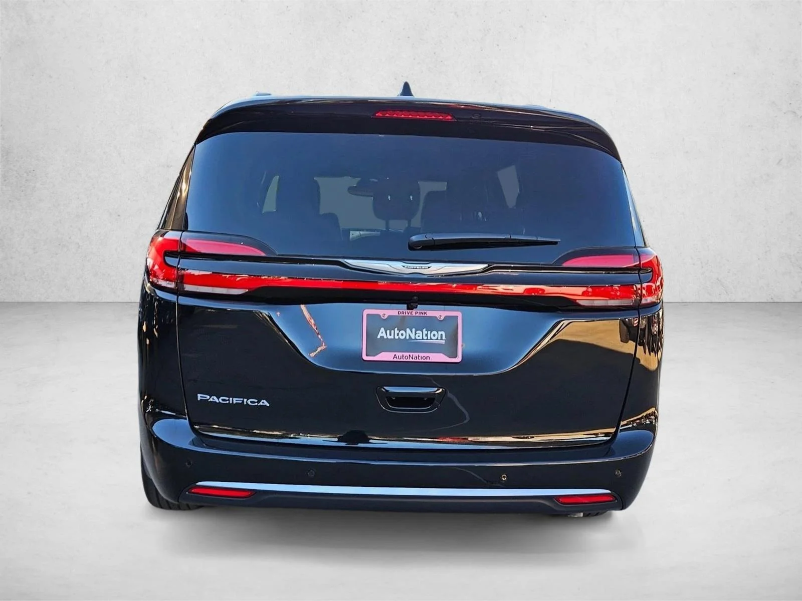 New 2026 Diamond Black Crystal Pearlcoat Chrysler Pinnacle image 8