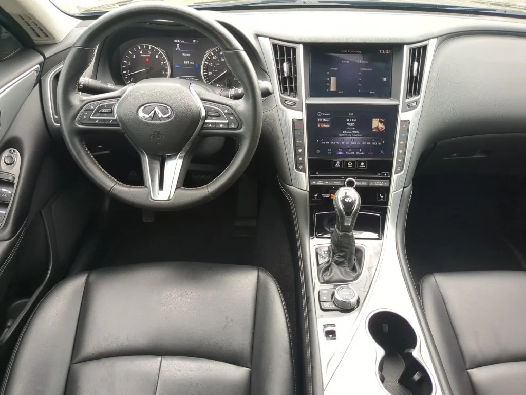 Used 2021 Black INFINITI 3.0t LUXE image 13