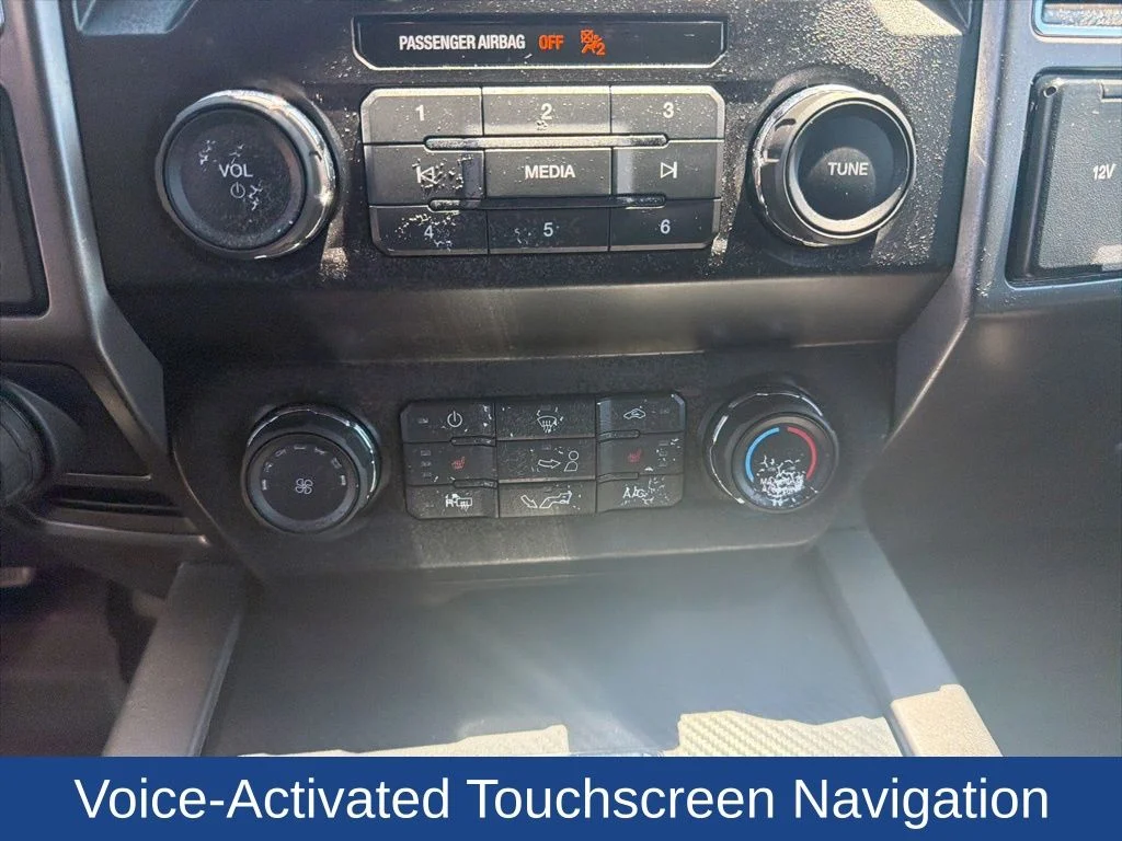 Used 2020 Magnetic Metallic Ford XLT image 26