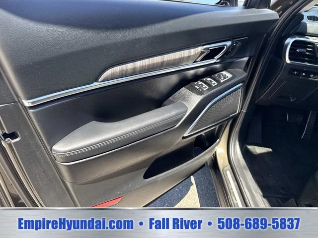 Used 2024 Green Kia SX-Prestige image 17