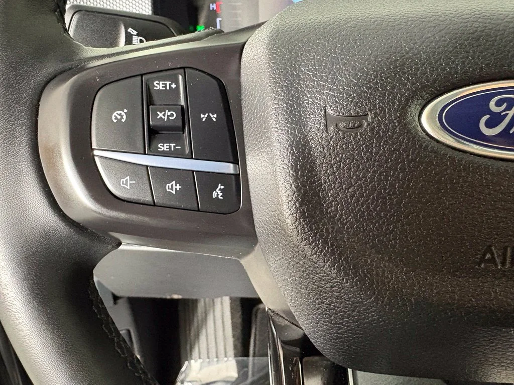 Used 2025 Gray Ford XLT image 25