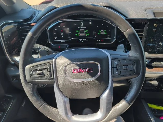 Used 2022 Red GMC SLT image 19