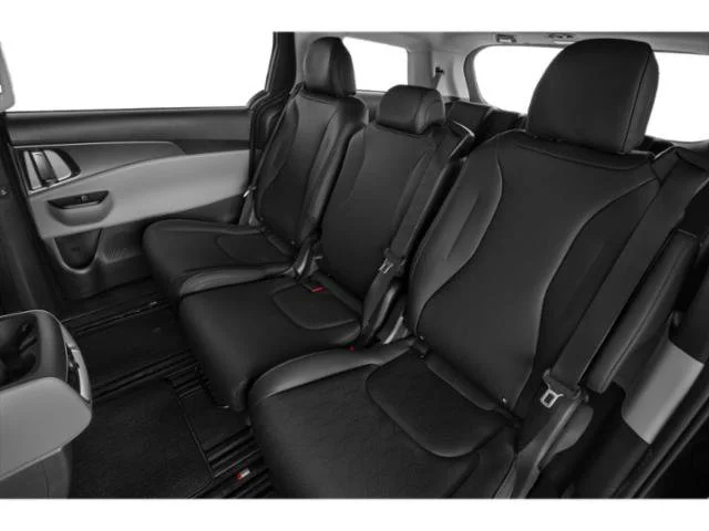 Used 2022 Aurora Black Kia LXS image 16