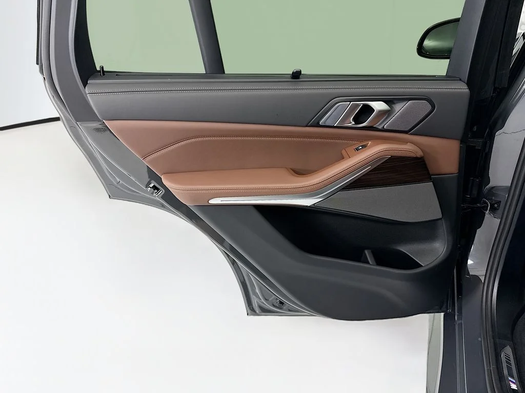 New 2026 Gray BMW xDrive40i image 25