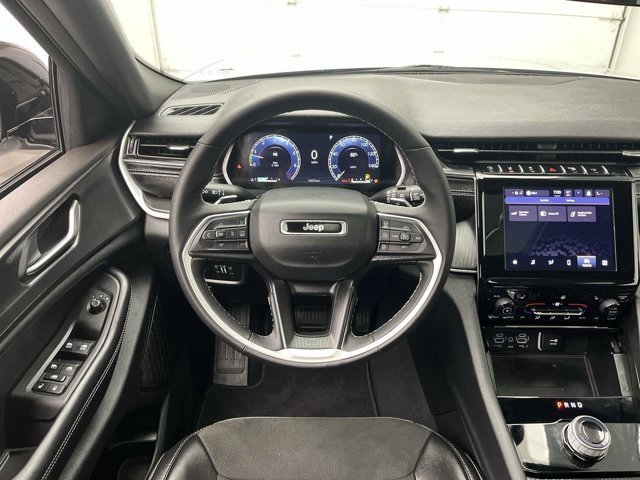 Used 2025 Silver Zynith Jeep Altitude X image 18