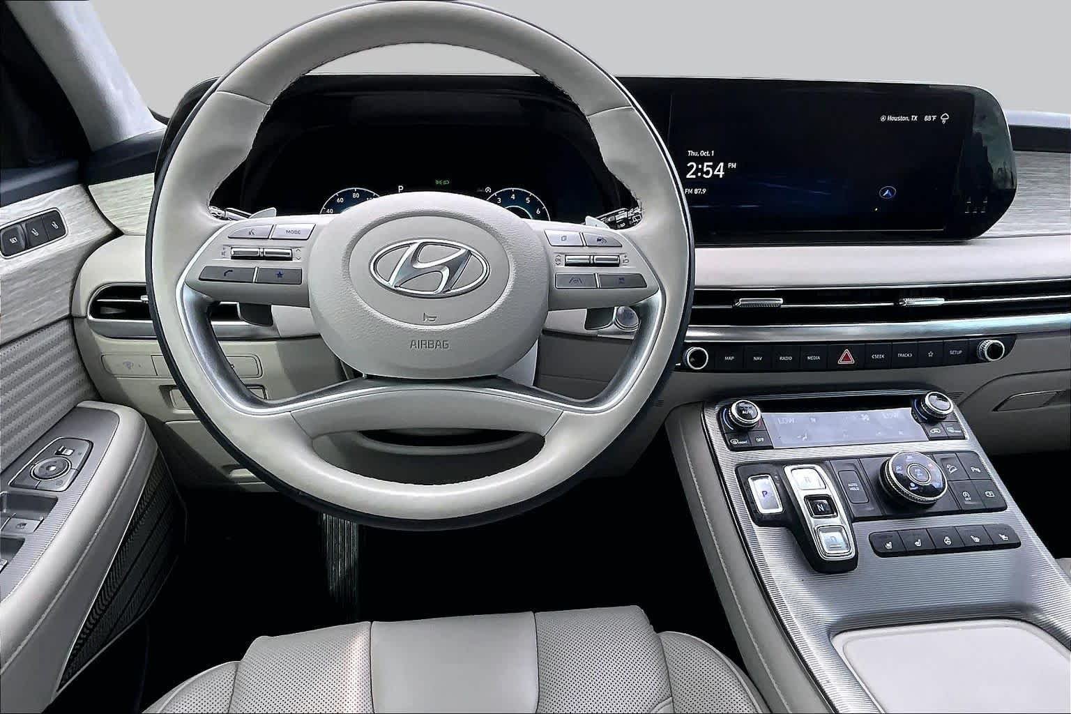 Used 2024 Steel Graphite Hyundai Calligraphy image 6