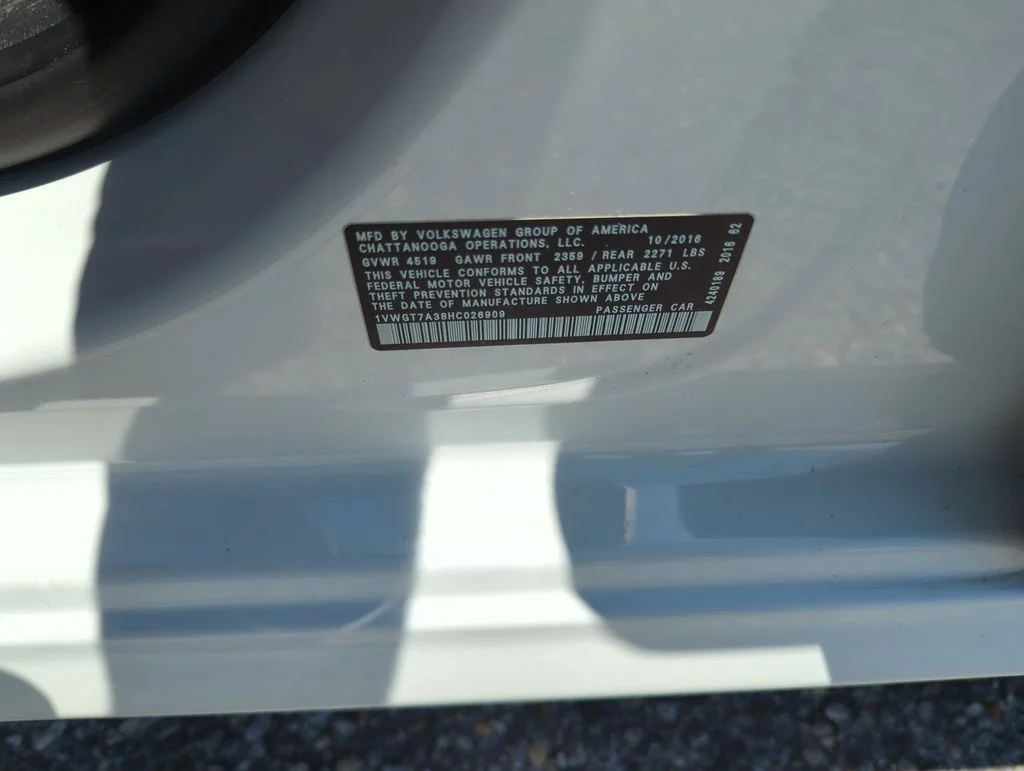 Used 2017 White Volkswagen 1.8T SE image 40