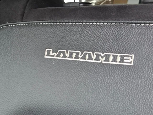 New 2026 Granite Crystal Metallic Clear-Coat Exterior Paint RAM Laramie image 30