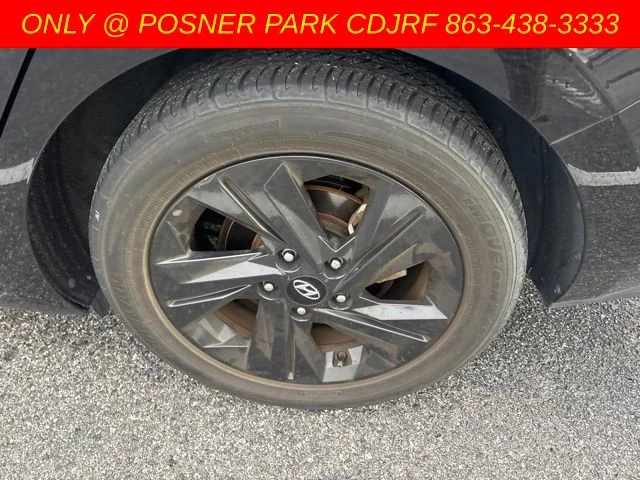 Used 2021 Black Hyundai SEL image 11
