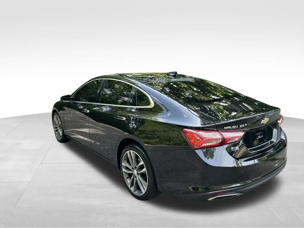 Used 2020 Black Chevrolet Premier image 3