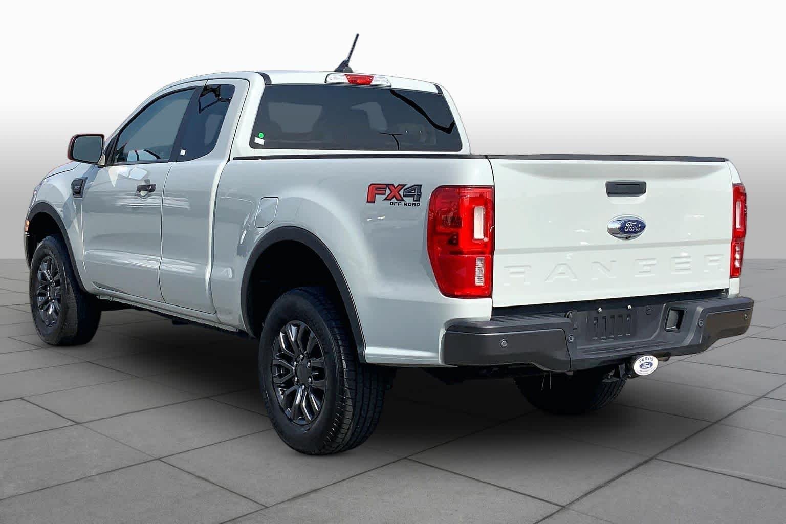 Used 2023 Cactus Gray Ford XLT image 11