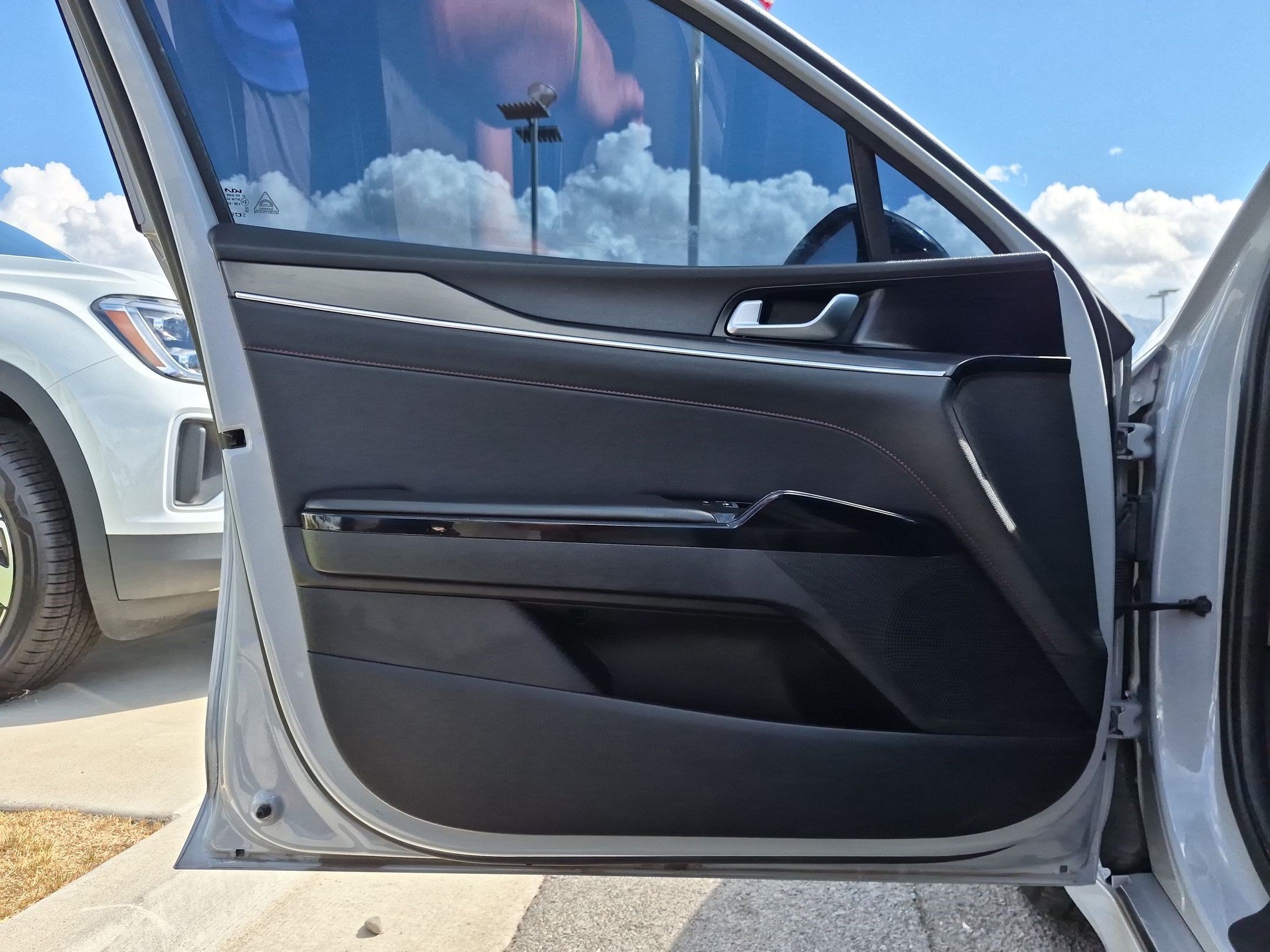 Used 2023 Wolf Gray Kia GT image 13