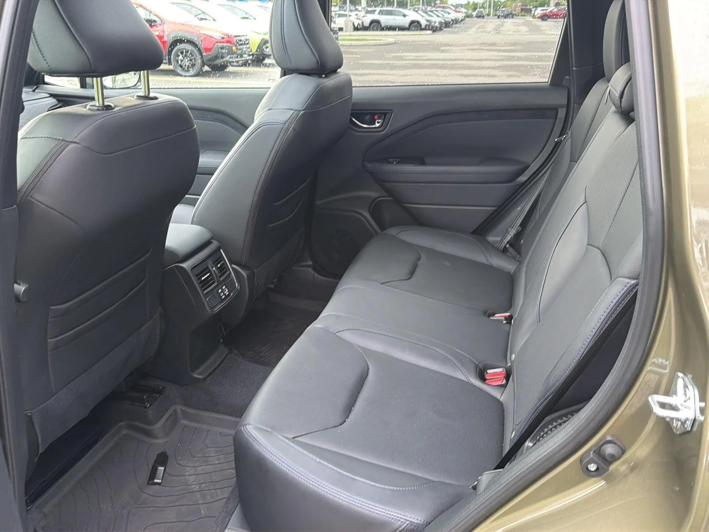 Used 2025 Autumn Green Metallic Subaru Limited Hybrid image 19