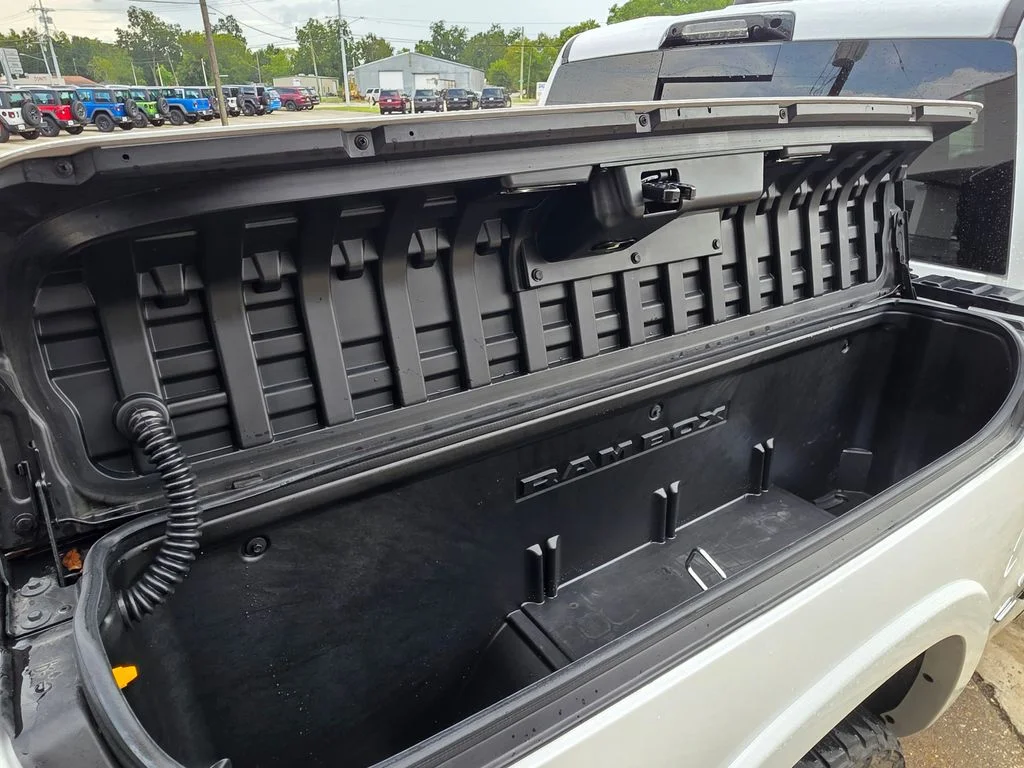 Used 2022 White Ram Limited image 9