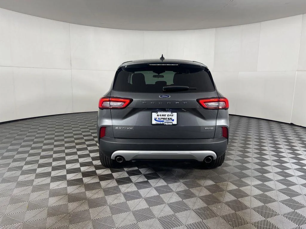 Used 2023 Gray Metallic Ford Active image 10