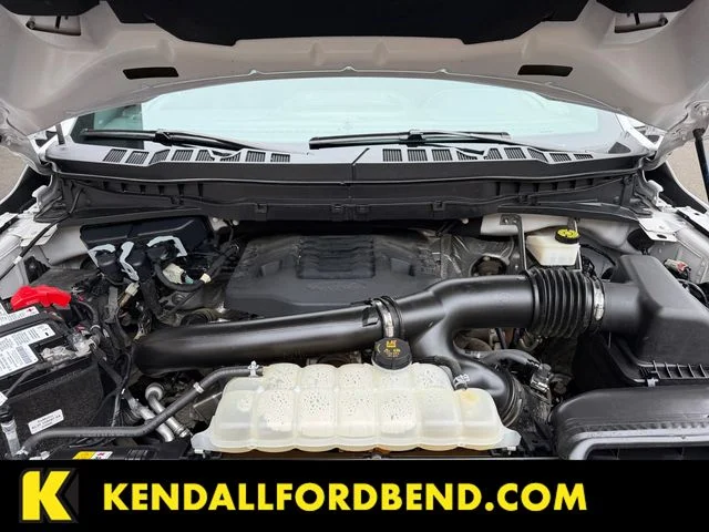 Used 2023 White Ford Lariat image 19