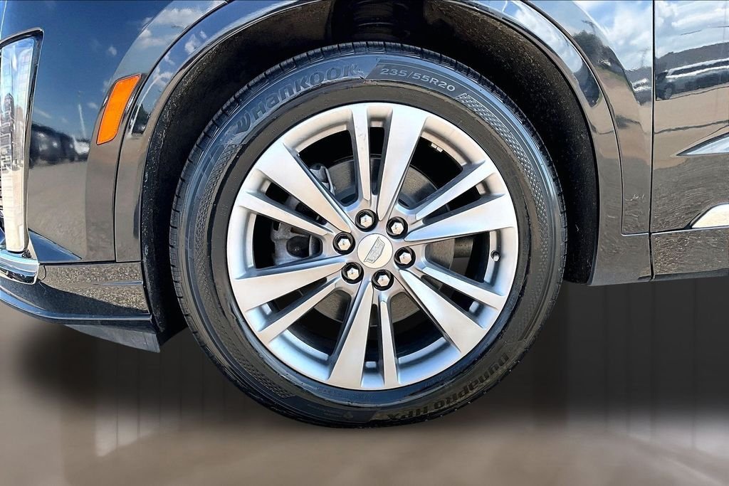 Used 2023 Black Cadillac Premium Luxury image 8