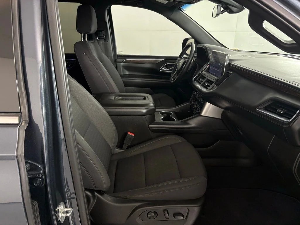 Used 2021 Gray Chevrolet LS image 50