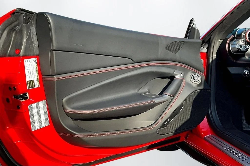 Used 2022 Rosso Corsa Ferrari  image 18