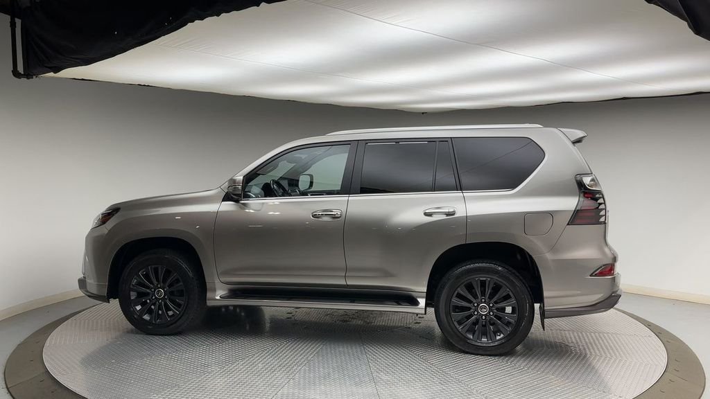 Used 2023 Silver Lexus 460 image 5