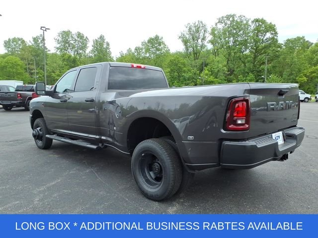 New 2026 Granite Crystal Metallic Clear-Coat Exterior Paint RAM Tradesman image 5